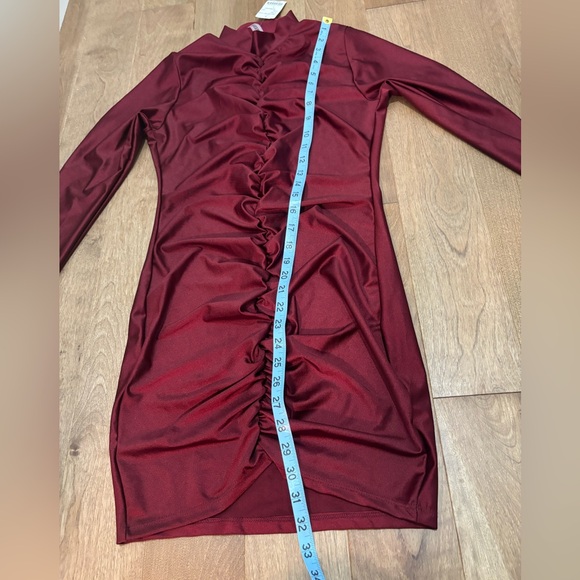 Turtle Neck Ruched Long Sleeve Cocktail Dress - Picture 5 of 7